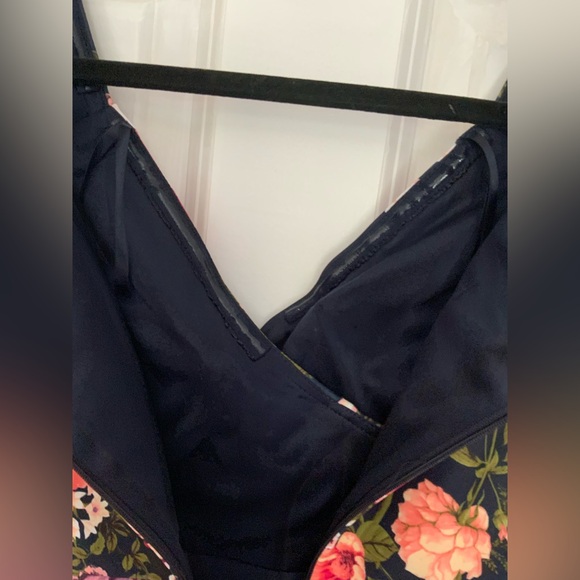 Eliza J
Floral Print Scuba Sheath Dress - Picture 8 of 16